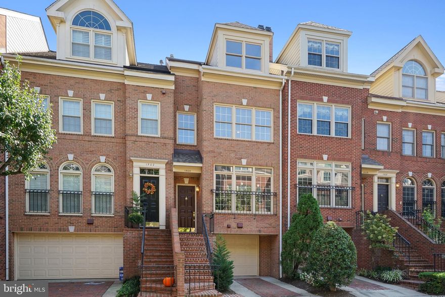 Welcome home to this immaculately maintained townhouse in the sought after Highgate subdivision of Arlington. This spacious home offers a unique layout with a huge primary bedroom, tons of natural light, two fireplaces and a fenced in backyard with patio perfect for hosting. The sellers did not know they'd be relocating when they put in the brand new kitchen appliances, washer and dryer, water heater, HVAC unit and fully renovated primary bathroom with oversized walk in shower, soaking tub and built in towel warmer. Attached garage and private driveway make coming home easy. Don't miss this rare opportunity. Plenty of storage in every level of the house.
 Open House on Sunday 9/22 or schedule a private tour today!
