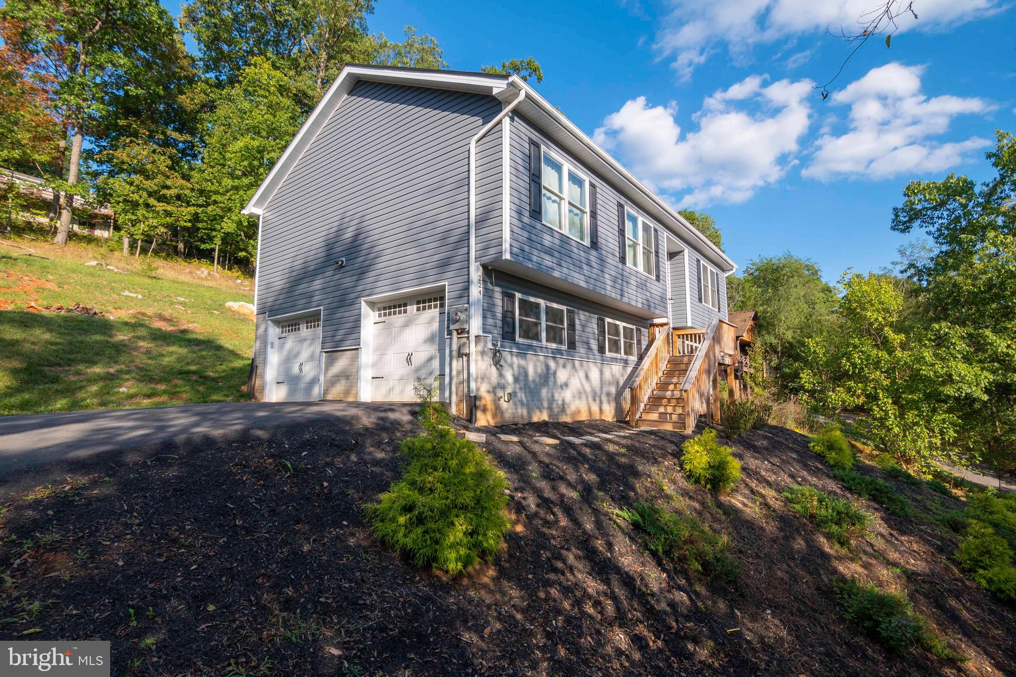 HOLLY HILL - Residential