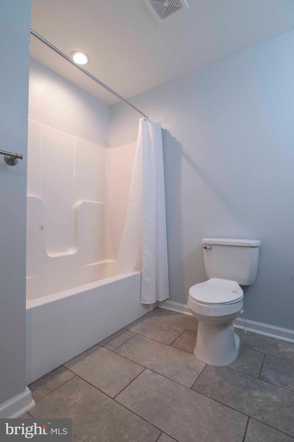 HOLLY HILL - Residential