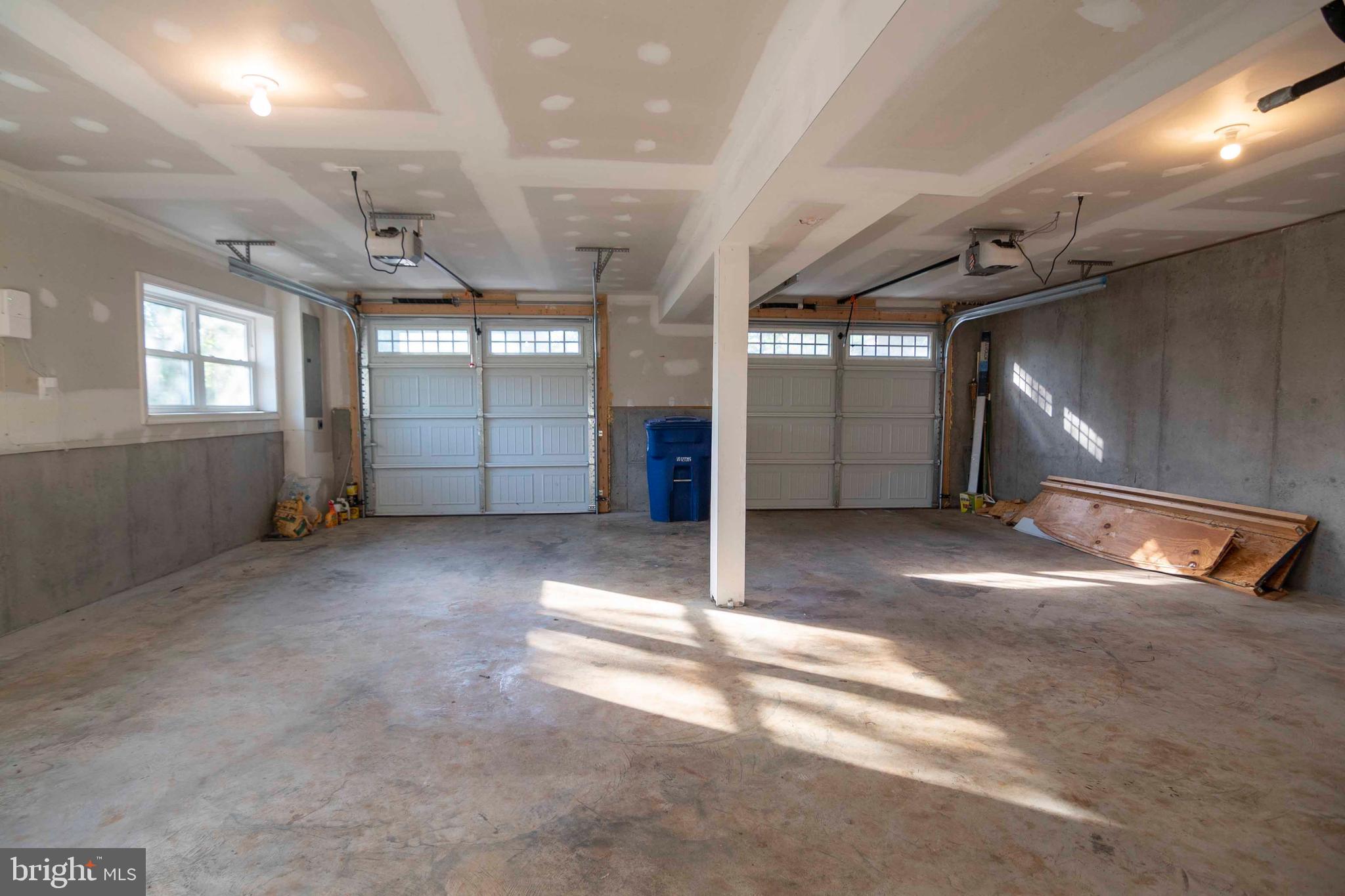 HOLLY HILL - Residential