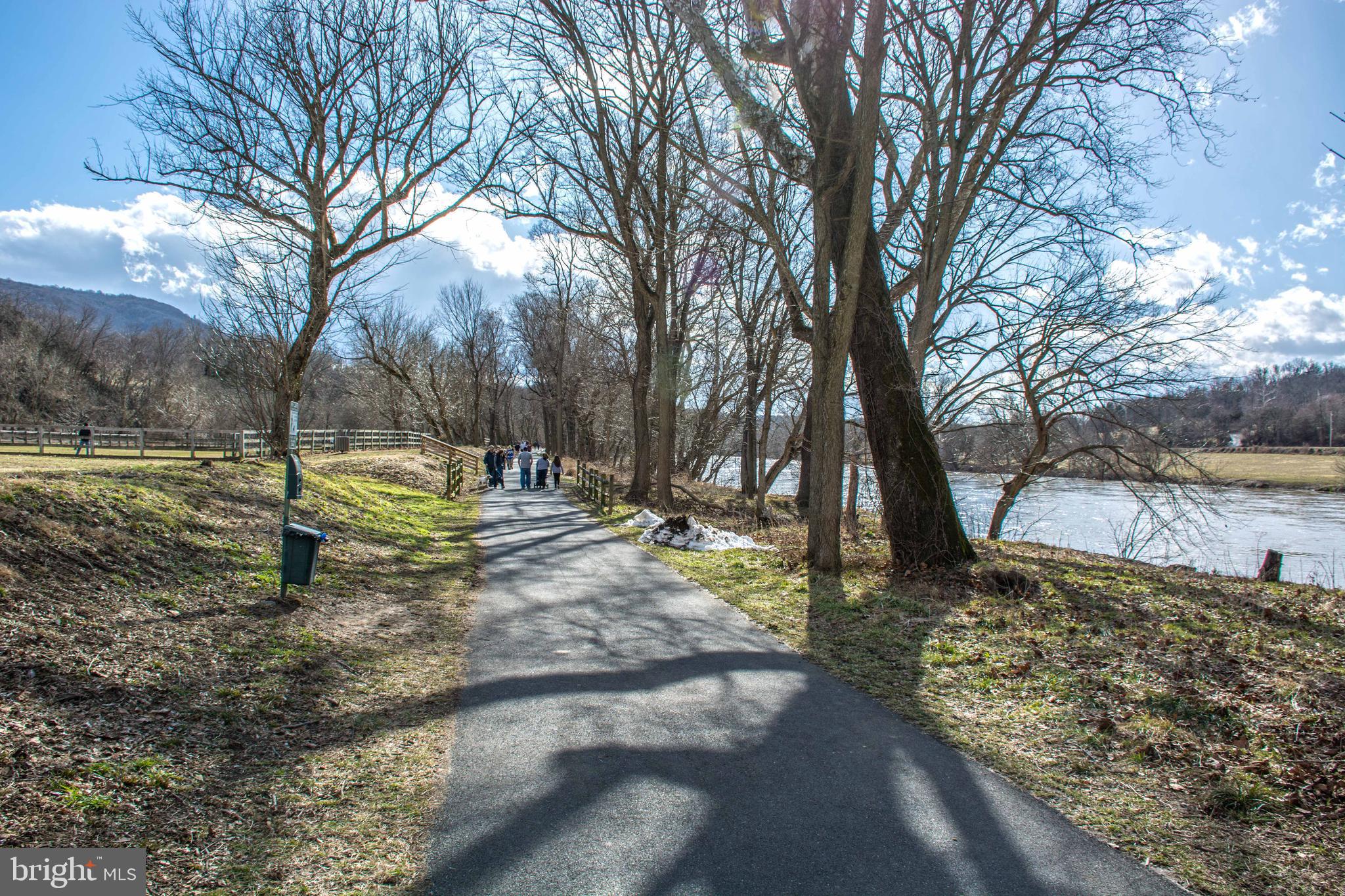 HOLLY HILL - Residential