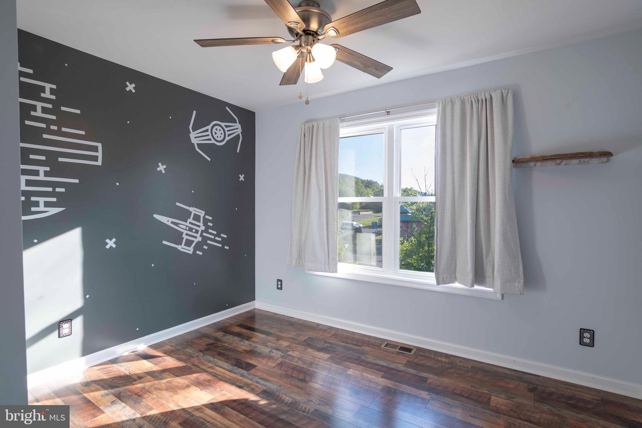 HOLLY HILL - Residential