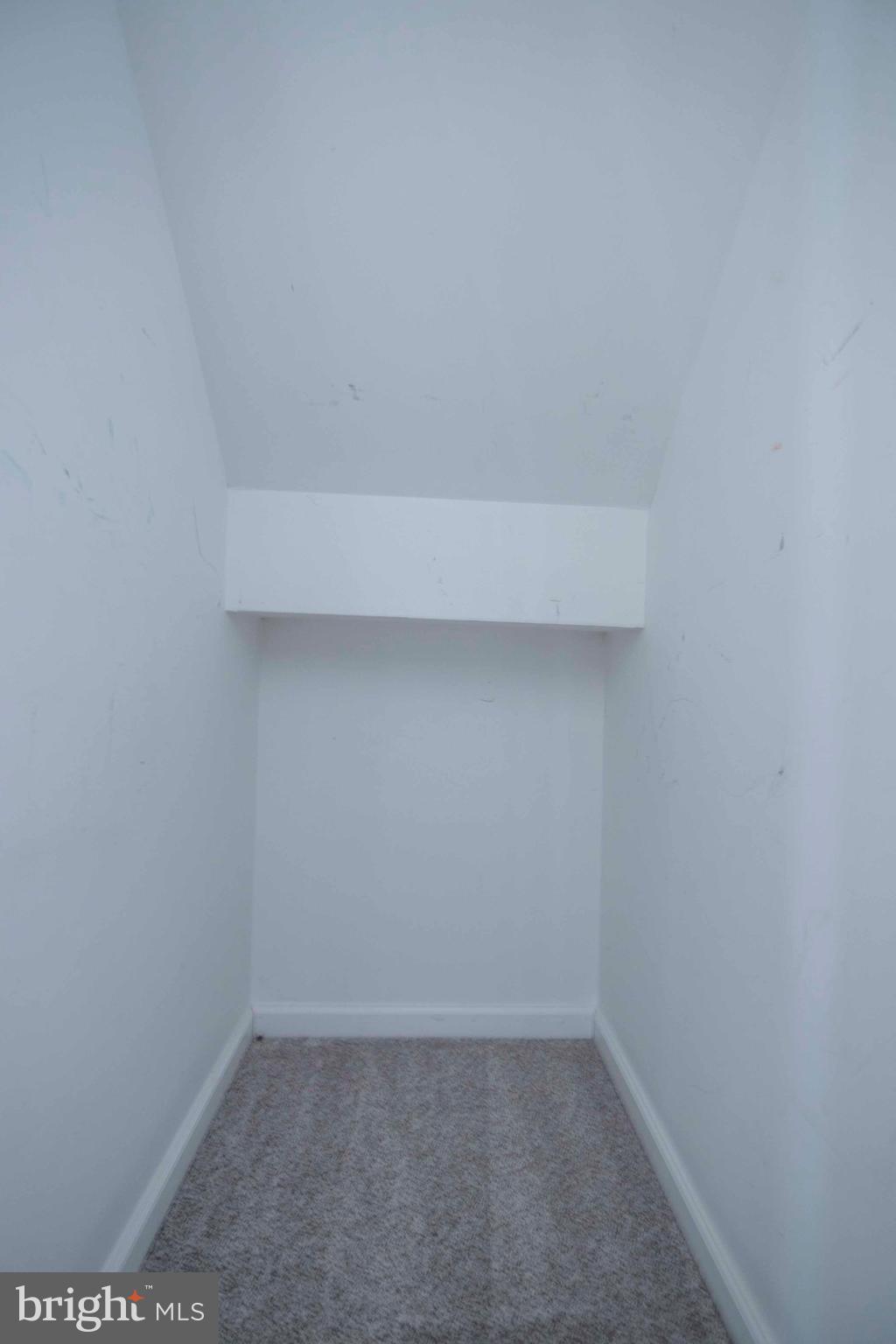 HOLLY HILL - Residential