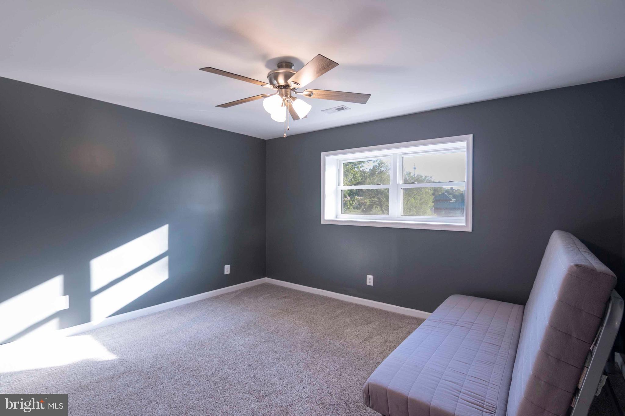 HOLLY HILL - Residential