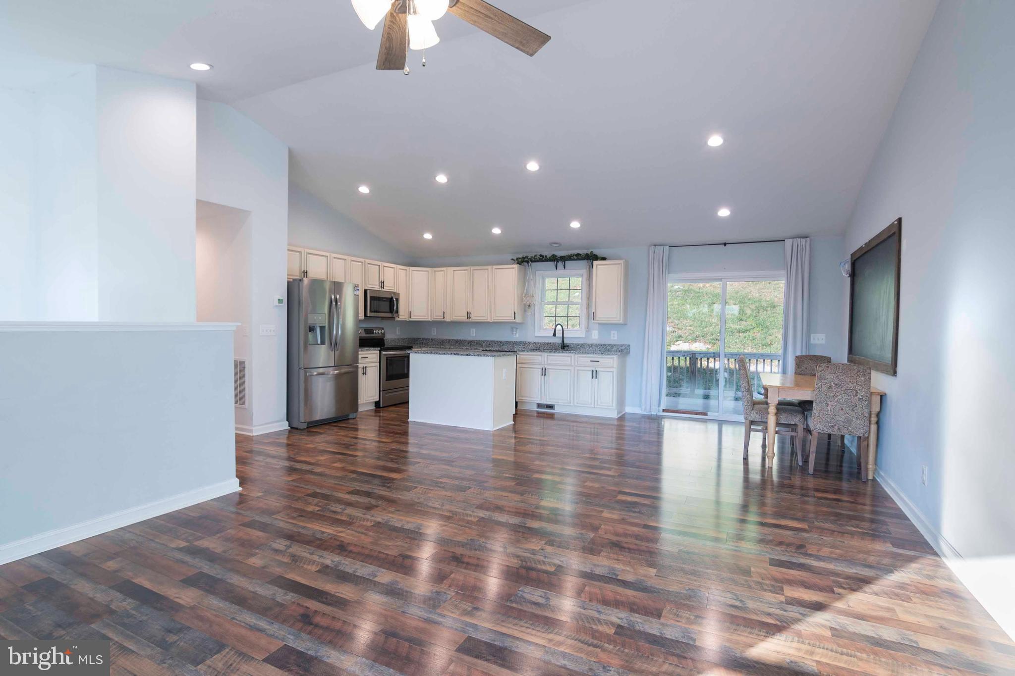 HOLLY HILL - Residential