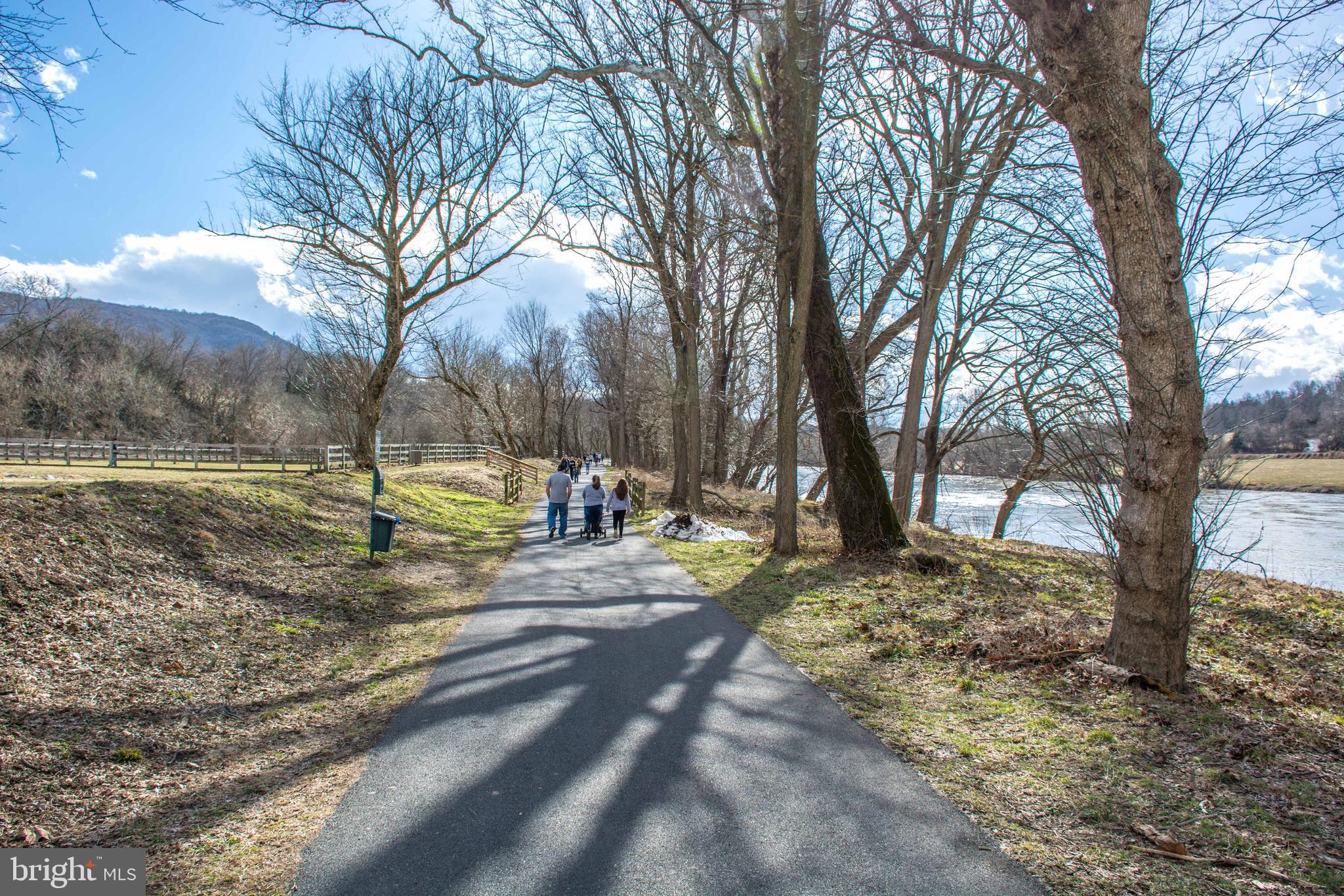 HOLLY HILL - Residential