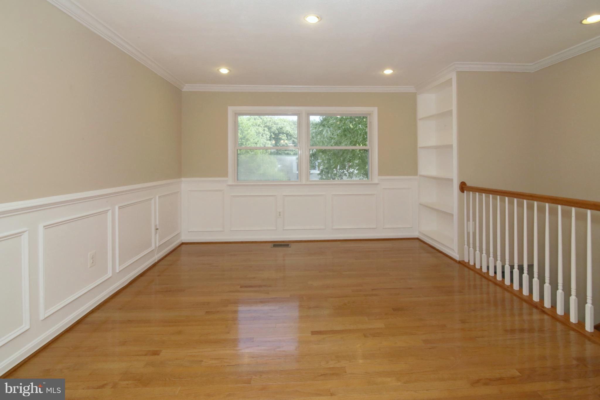 DALE CITY - Residential