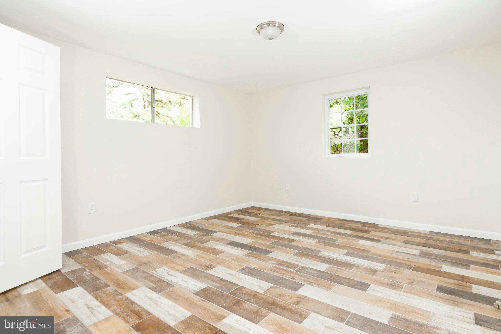 WADE-MAR ESTATES - Residential