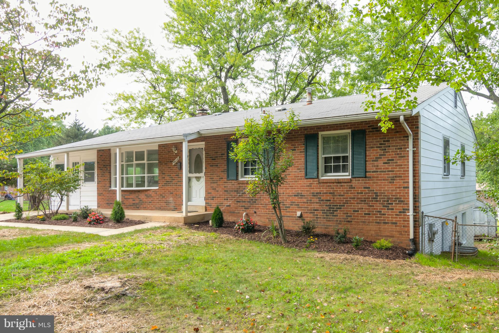 WADE-MAR ESTATES - Residential