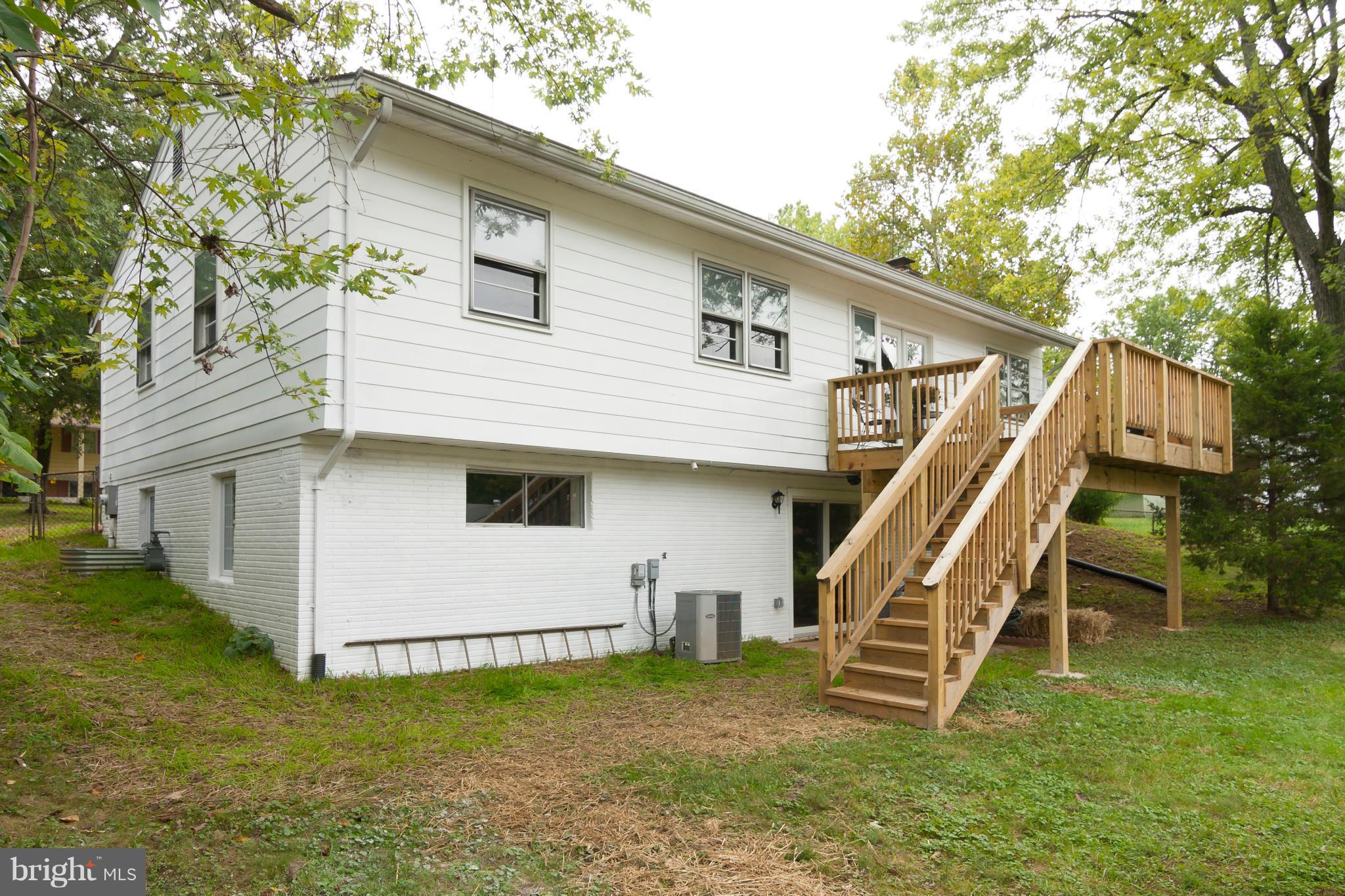 WADE-MAR ESTATES - Residential