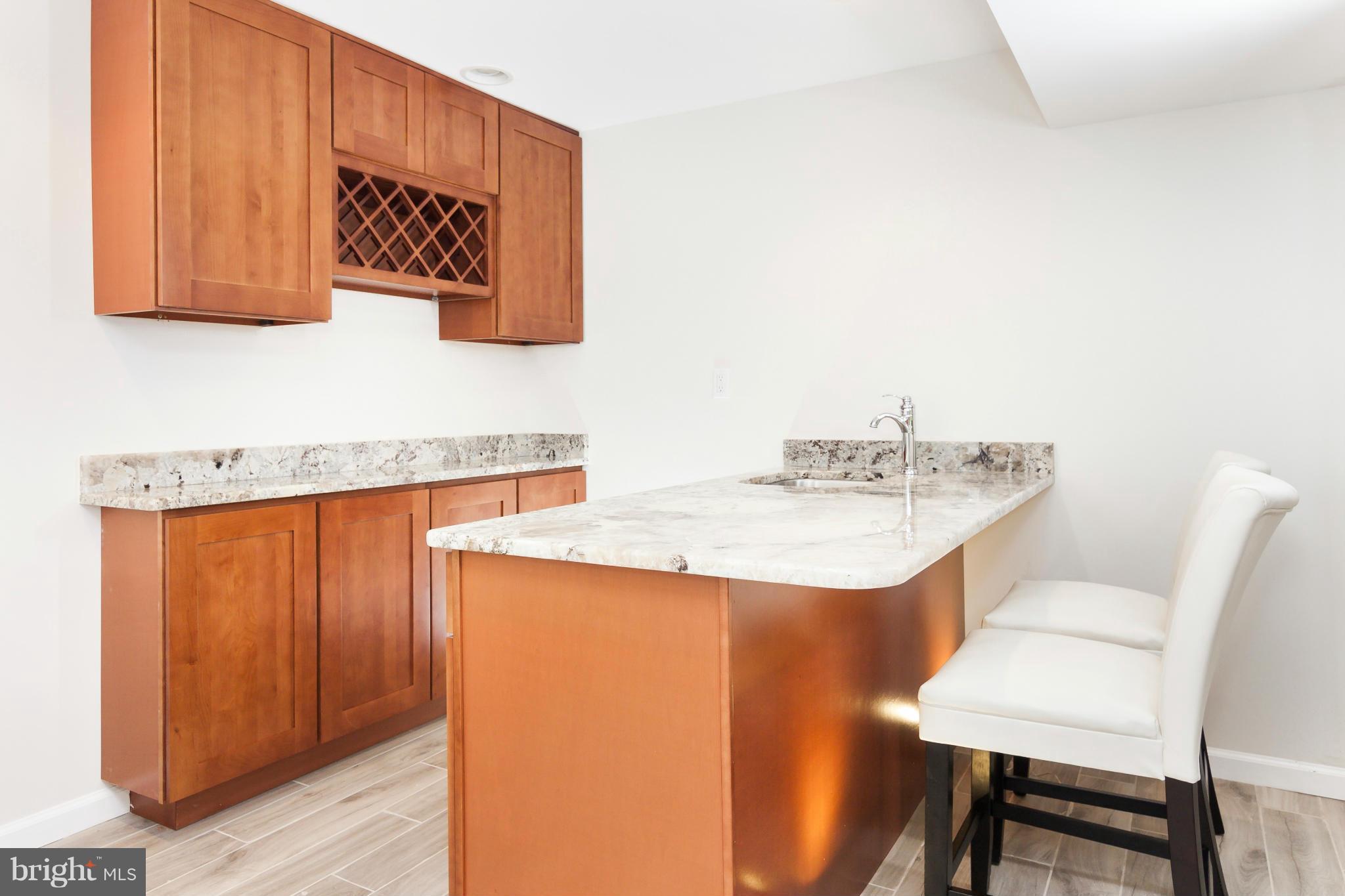 WADE-MAR ESTATES - Residential