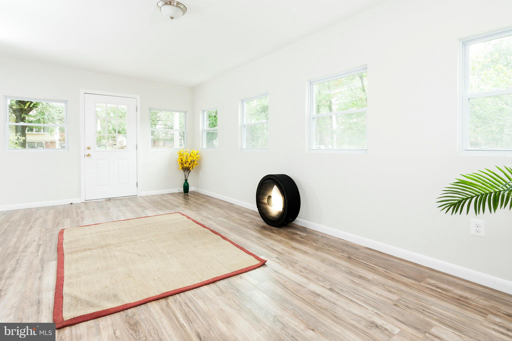 WADE-MAR ESTATES - Residential