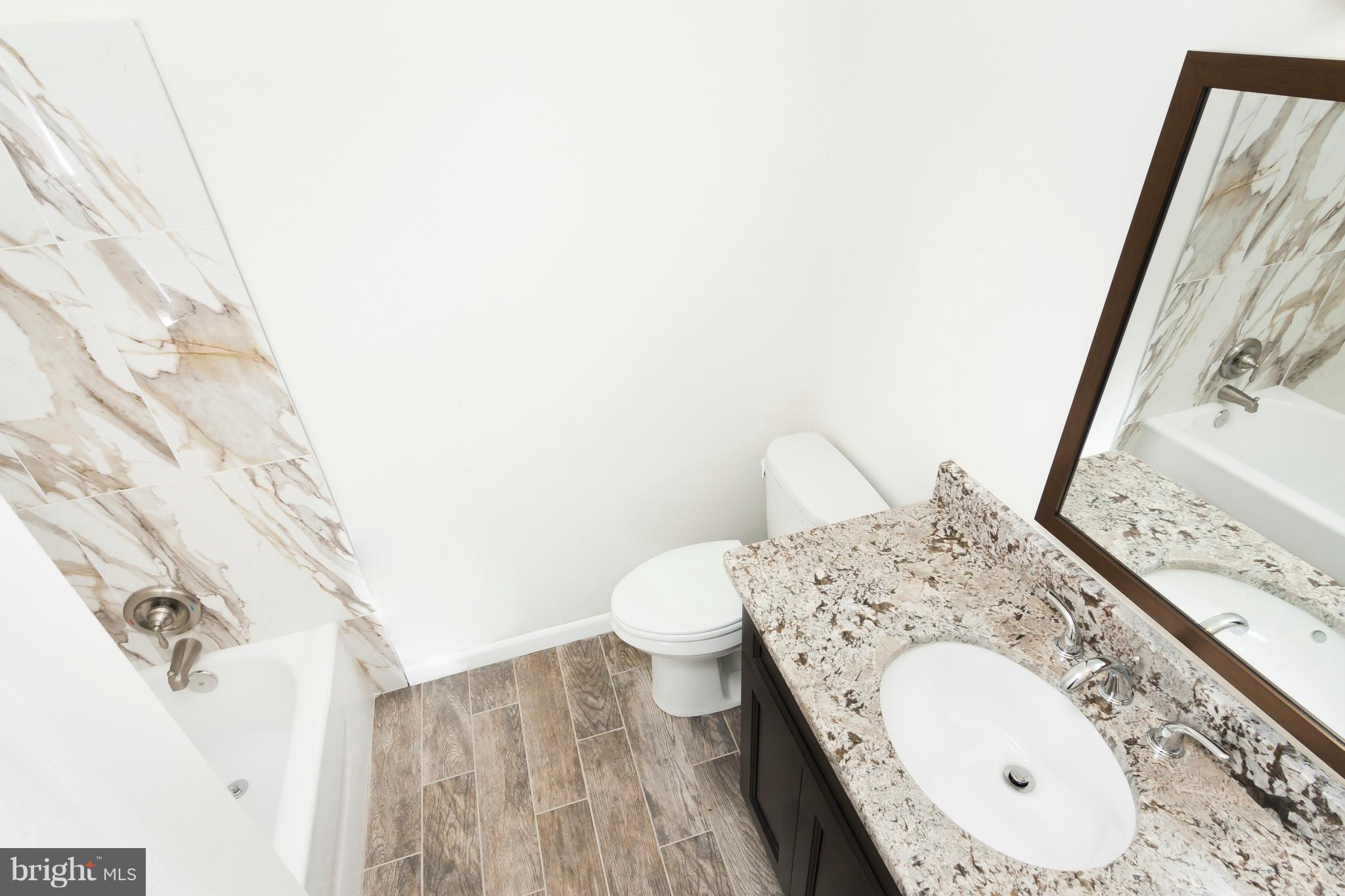 WADE-MAR ESTATES - Residential