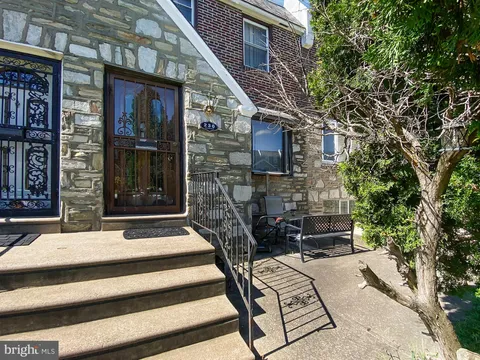 230 E Fariston Drive, Philadelphia, PA 19120 - MLS#: PAPH2531582