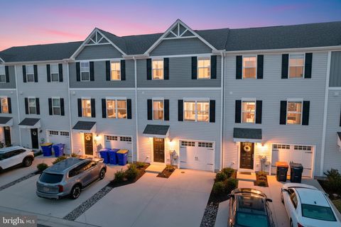 Photo of 337 Mingo Way, TOWNSEND, DE 19734 (MLS # DENC2090804)