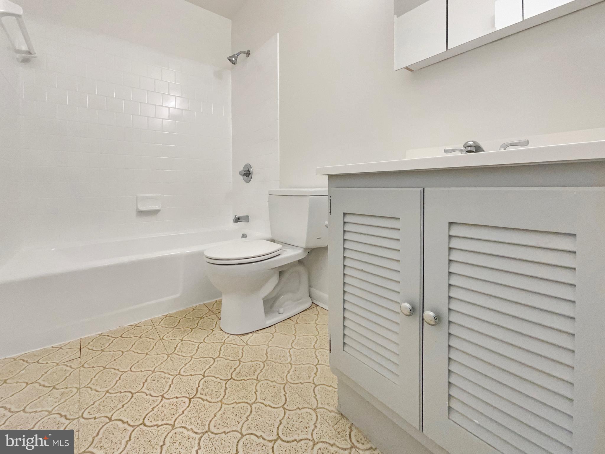 GARDENS OF CRESTWOOD VILLAGE - Residential