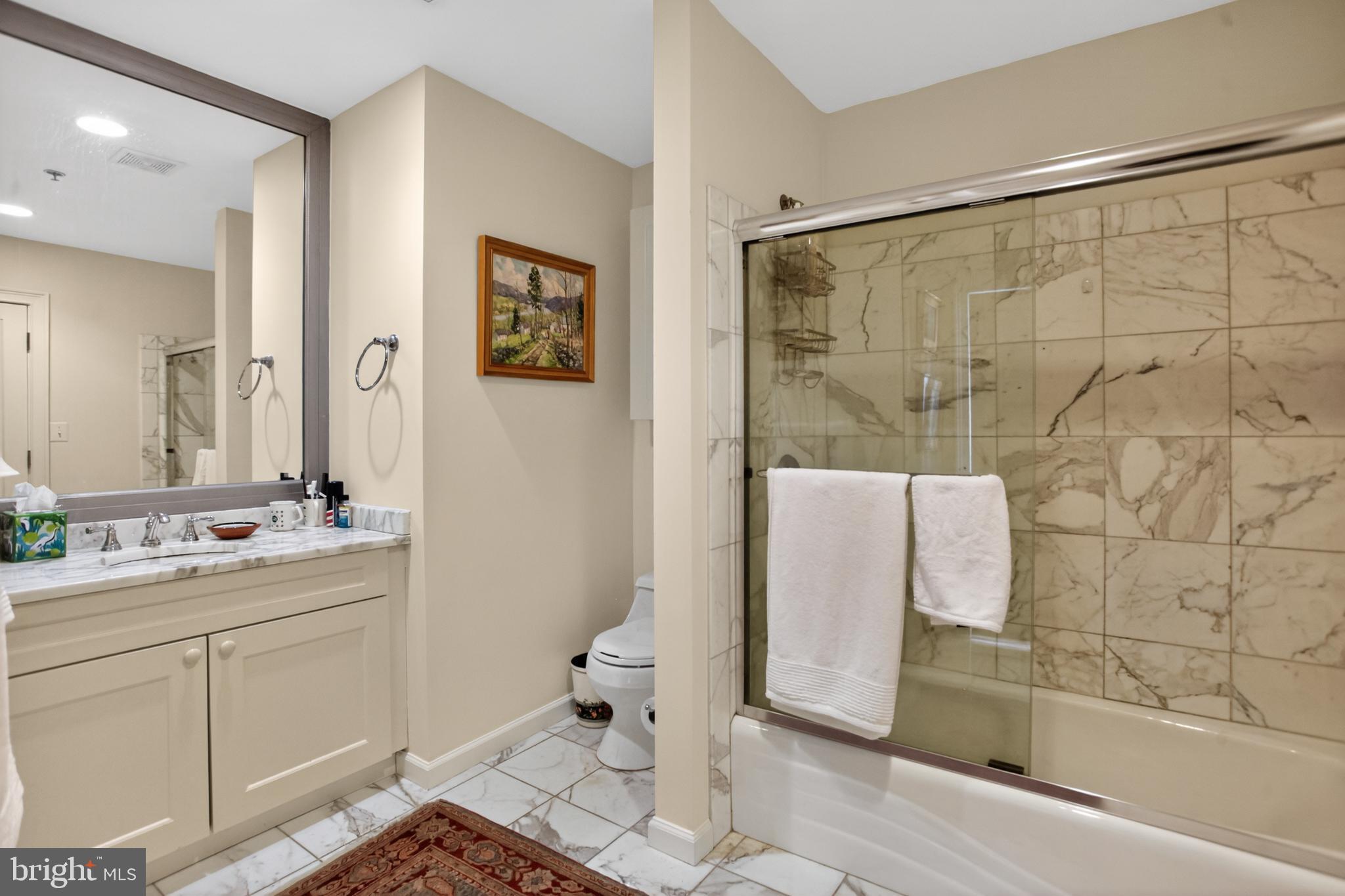 OLD CITY - Residential