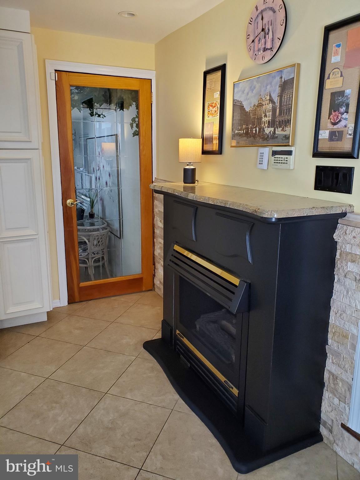 253 HOPEWELL ROAD