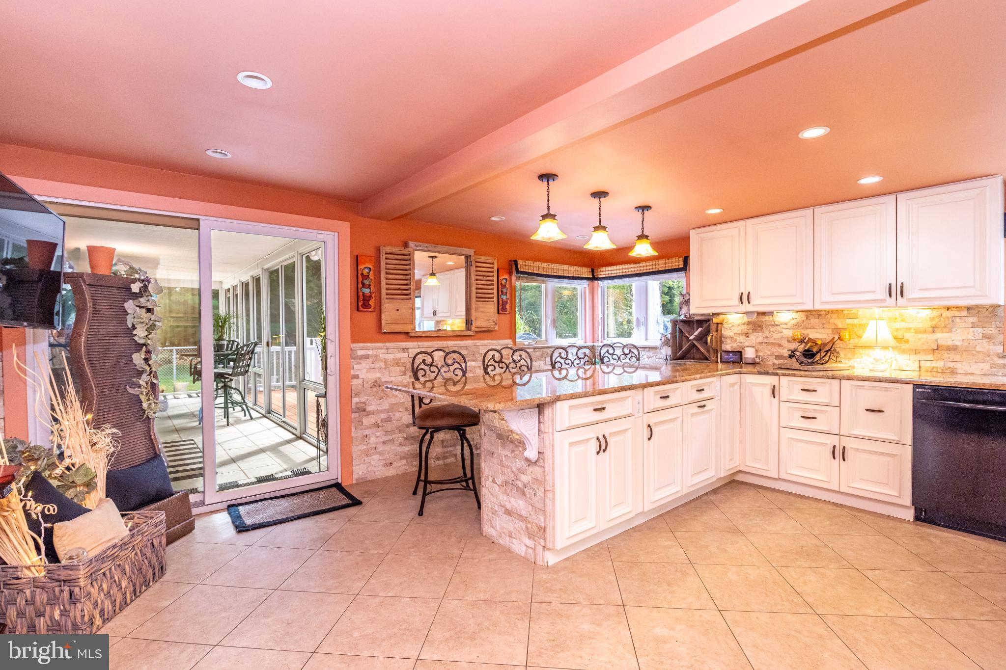 253 HOPEWELL ROAD