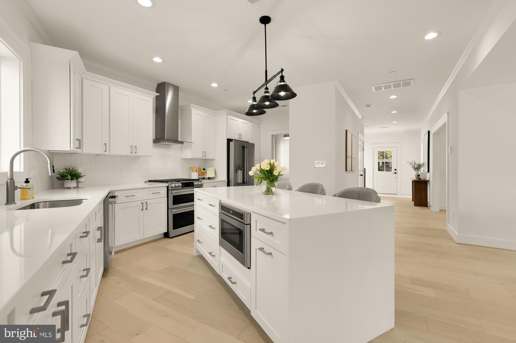 ROCK CREEK PALISADES - Residential