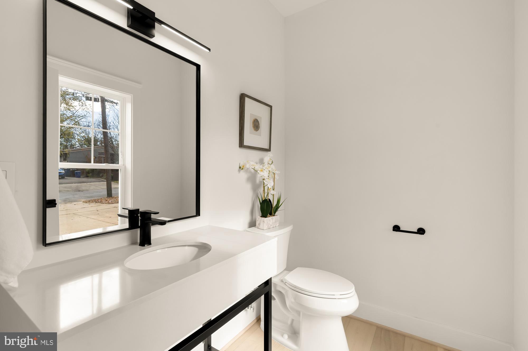 ROCK CREEK PALISADES - Residential