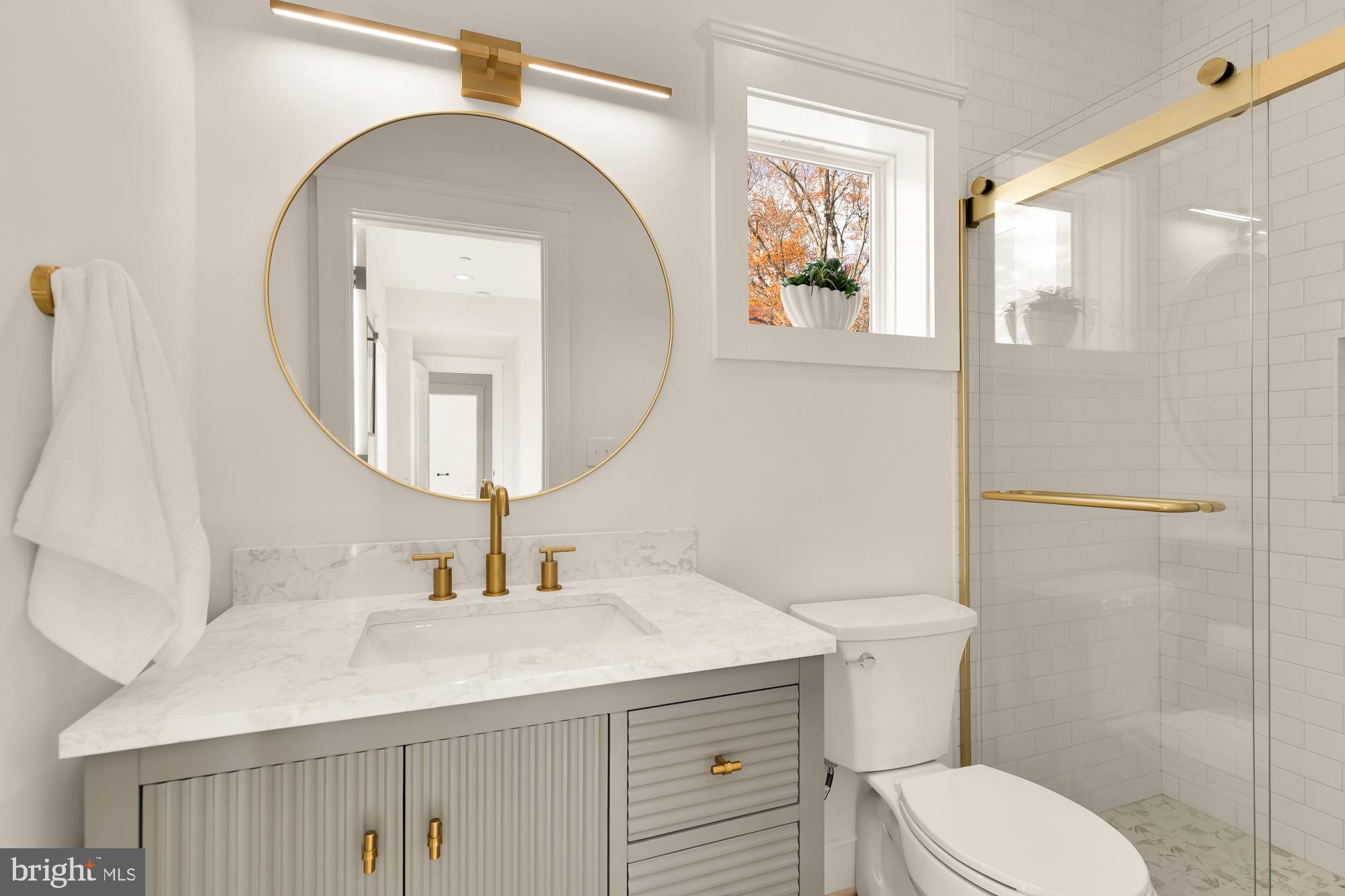 ROCK CREEK PALISADES - Residential