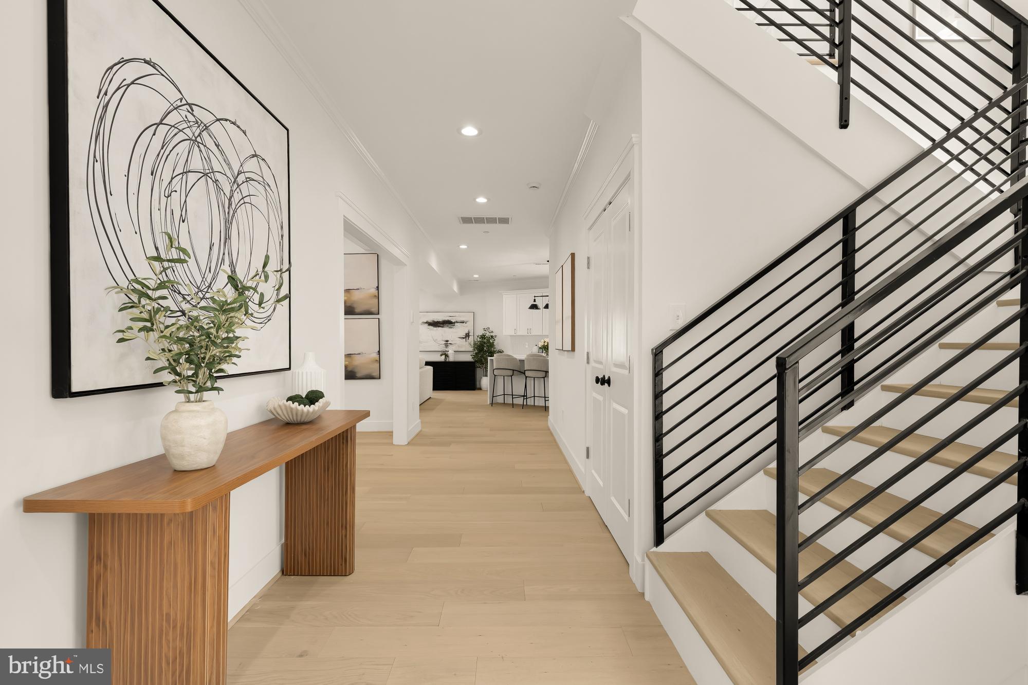 ROCK CREEK PALISADES - Residential