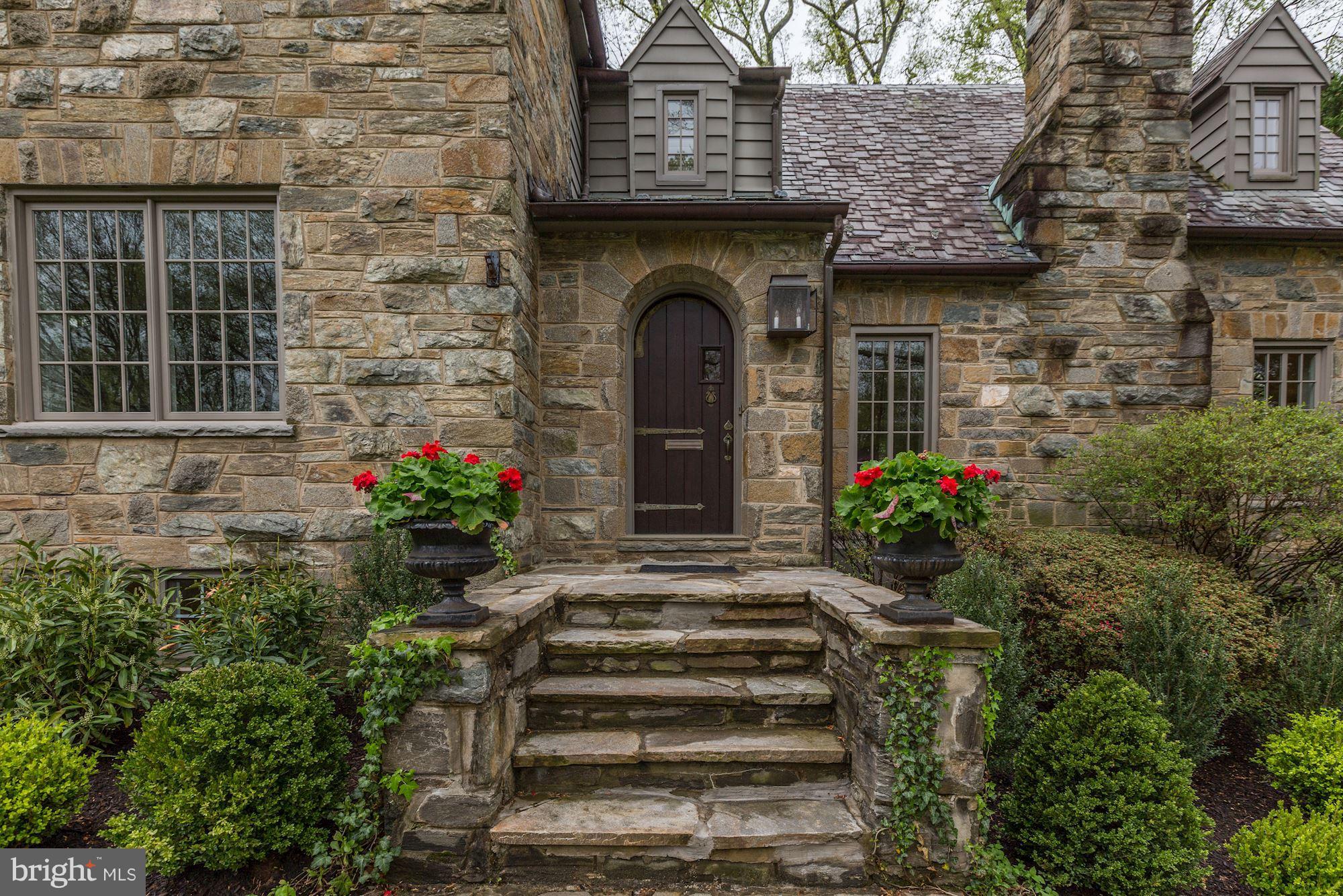 ROLLINGWOOD - Residential