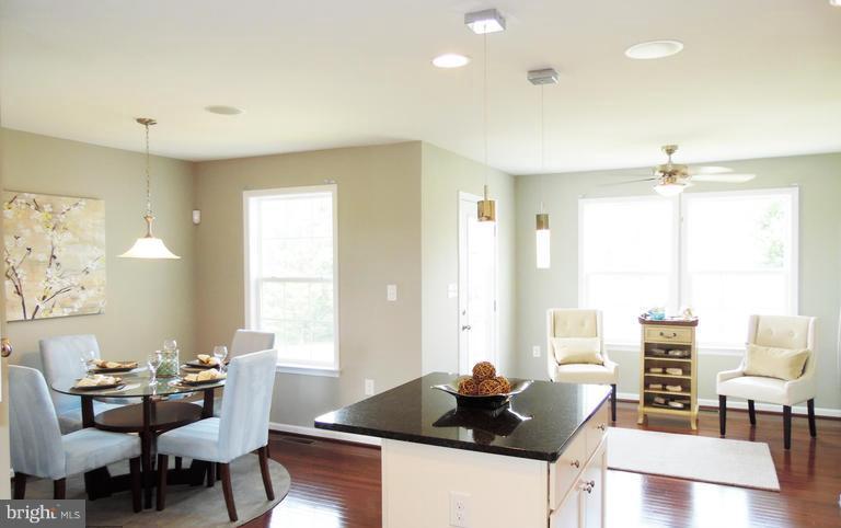 STONEBROOK VILLAGE - Residential