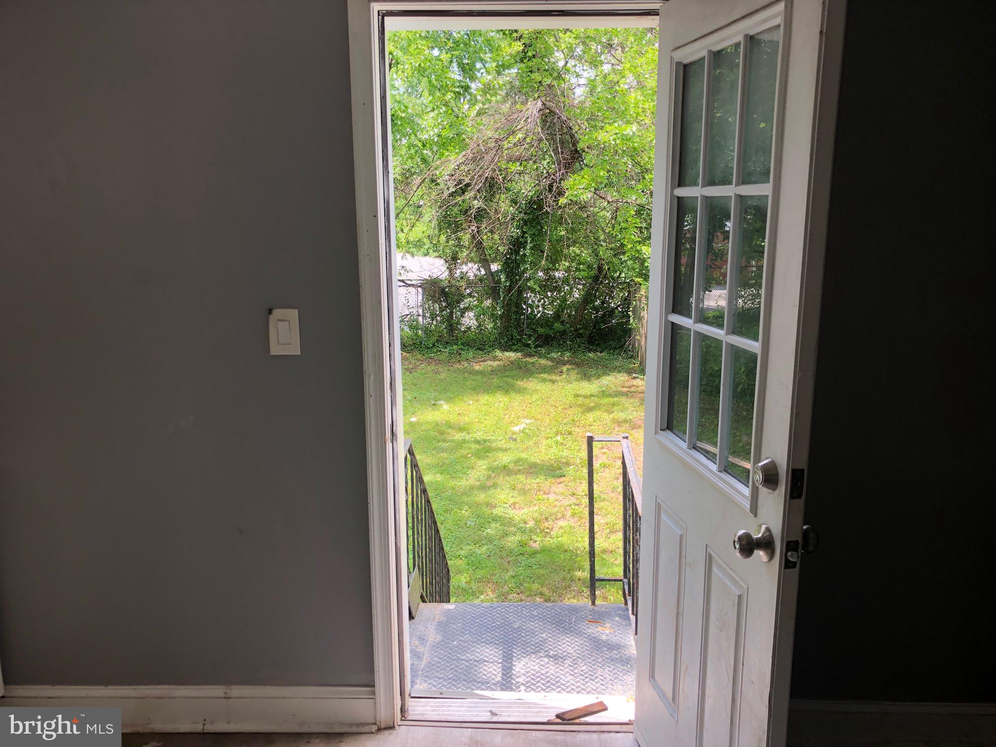 ARLINGTON - Residential