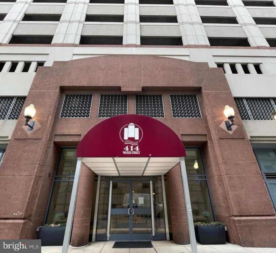 Penthouse-Style Living in the Heart of Downtown Baltimore:
Welcome to your new home, where luxury and convenience meet in the vibrant core of Downtown Baltimore. This stunning condo offers an unparalleled lifestyle with premium amenities and breathtaking views.
Features and Highlights:
Prime Location: Situated in the heart of Baltimore, within walking distance of top dining, shopping, and entertainment.
Two Balconies: Enjoy panoramic city views from two private outdoor spaces.
24-Hour Concierge Service: Personalized assistance at your convenience.
On-Site Amenities:
Sparkling pool for relaxation and recreation.
State-of-the-art gym to stay active and healthy.
Professional conference area for work or meetings.
Close to World-Class Hospitals:
Conveniently located near leading medical institutions such as Mercy Medical Center and Johns Hopkins Hospital.
Perfect for Socializing:
Surrounded by a lively community, ideal for meeting new people and enjoying the city’s vibrant culture.
Don’t miss out on this rare opportunity to experience penthouse-style living in one of Baltimore’s most desirable locations. Schedule your private tour today!