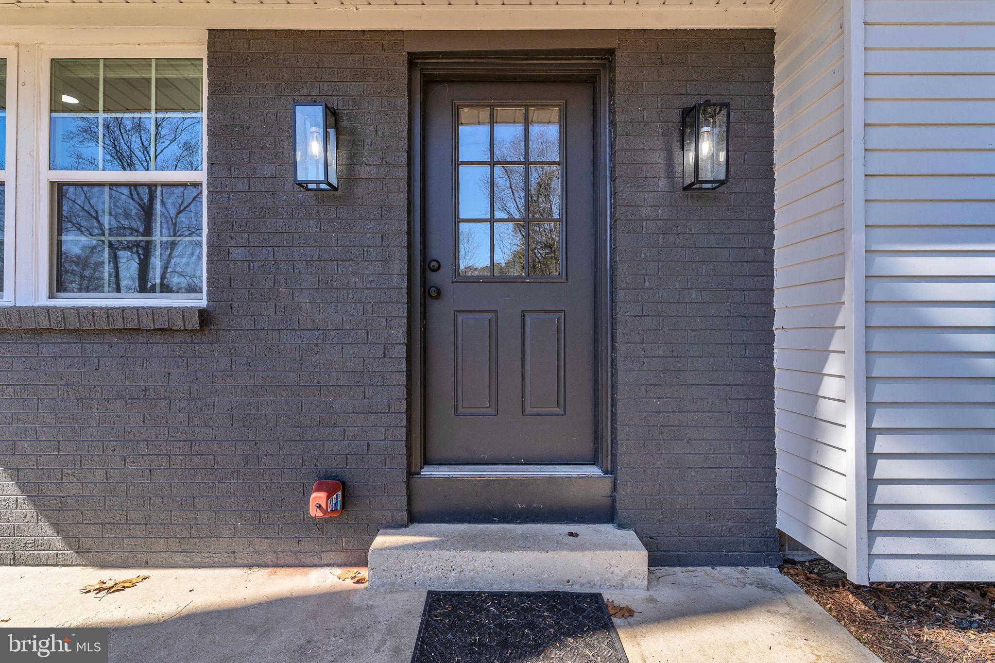 GOLDEN BEACH - Residential