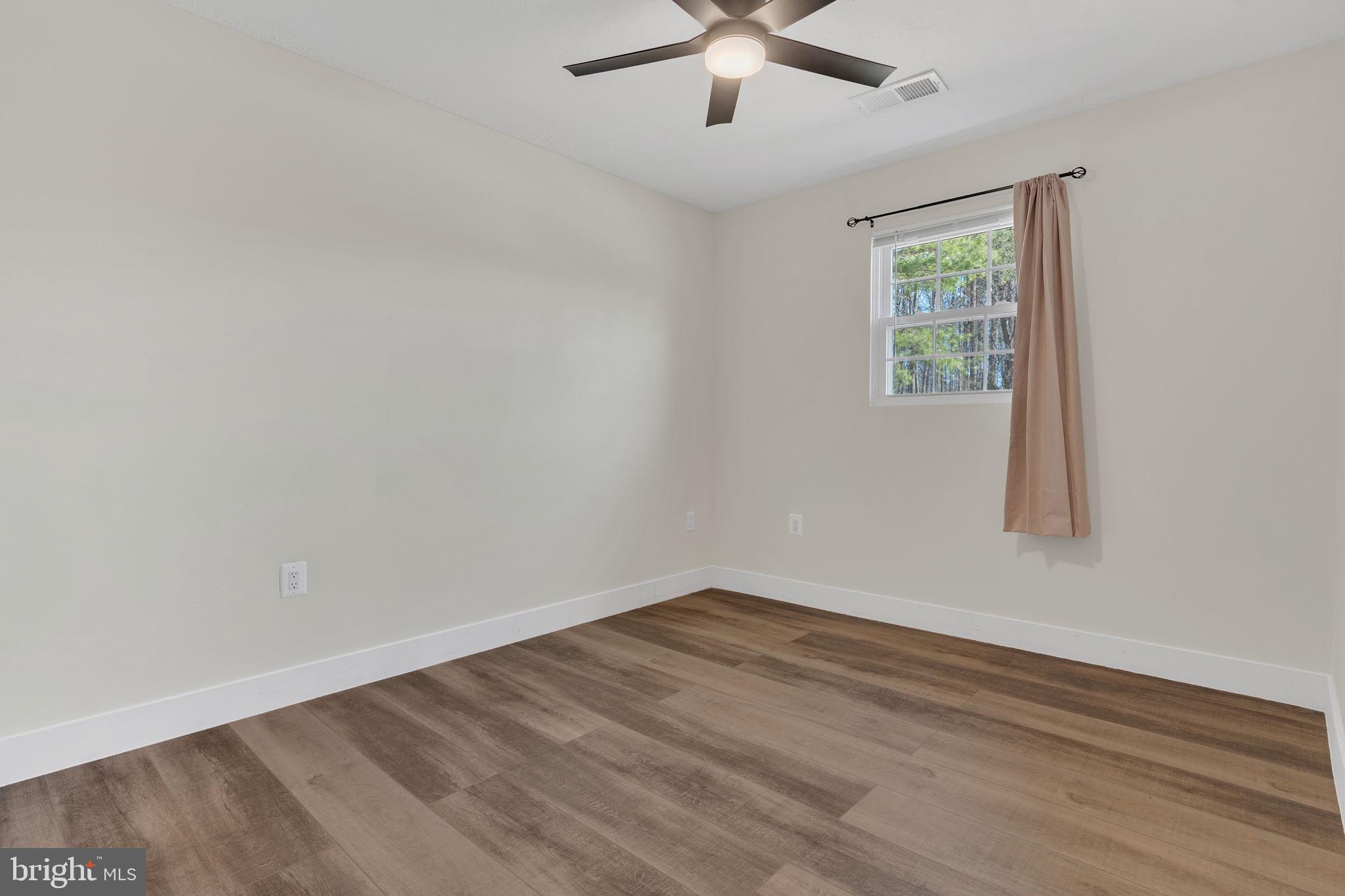 GOLDEN BEACH - Residential