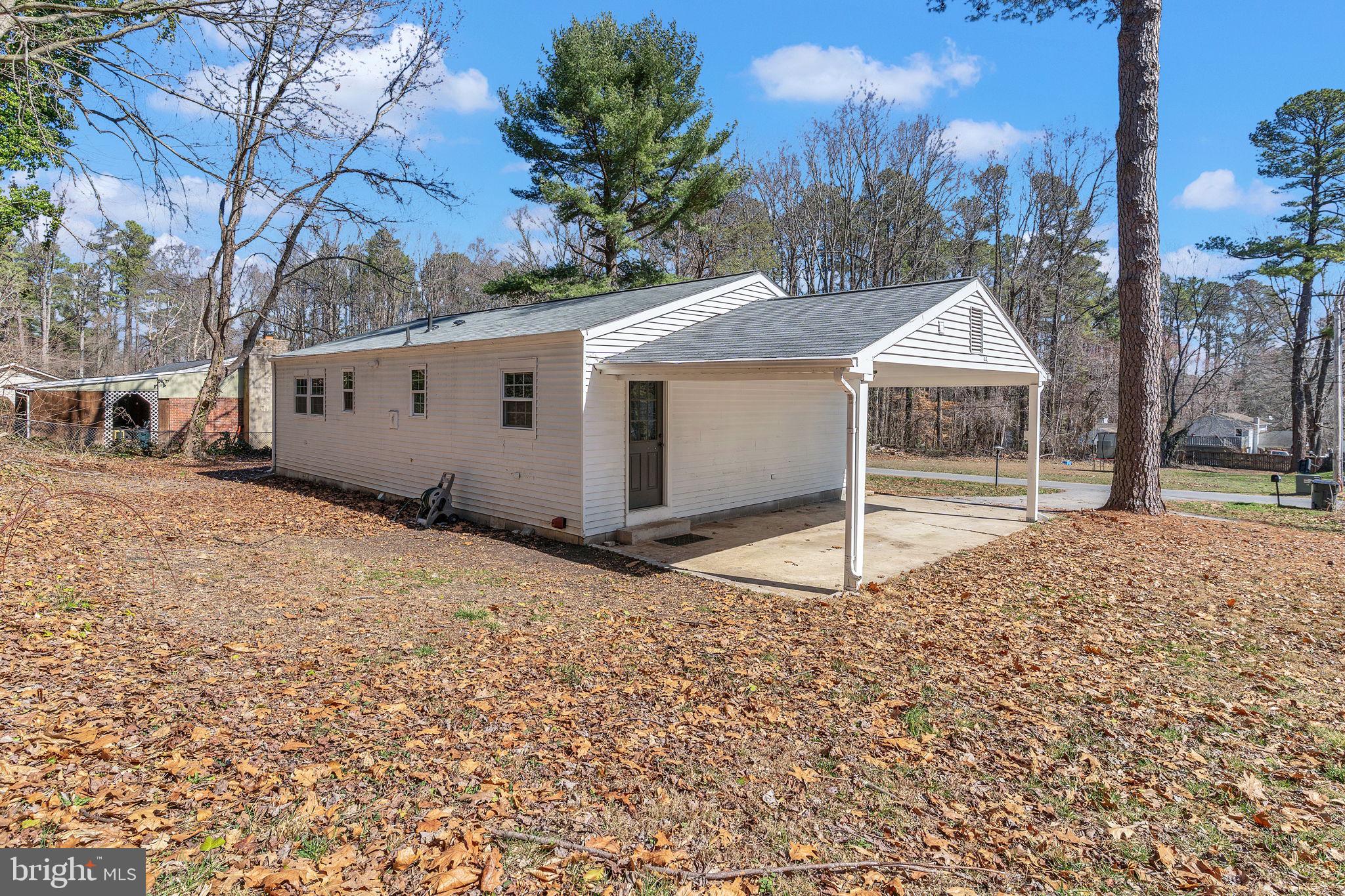 GOLDEN BEACH - Residential