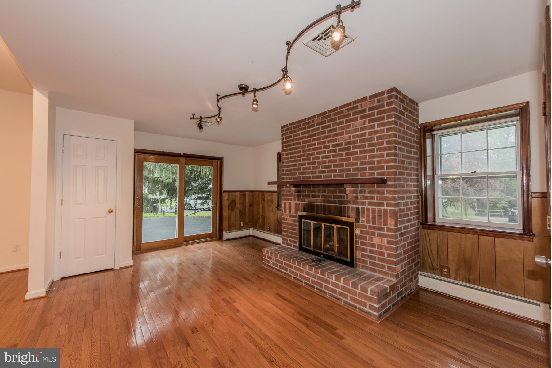 VALLEY MEDE - Residential