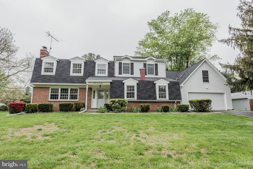 Fully updated Dutch Colonial home perched on a picturesque lot w/sprawling backyard! Formal living & dining rooms lead to upgraded kitchen w/granite, stainless steel appliances & espresso cabinets. Expansive family room is filled w/natural light! Owner's suite boasts tray ceiling,sitting room/study & WIC. NEW roof, fresh paint & finished lower level!