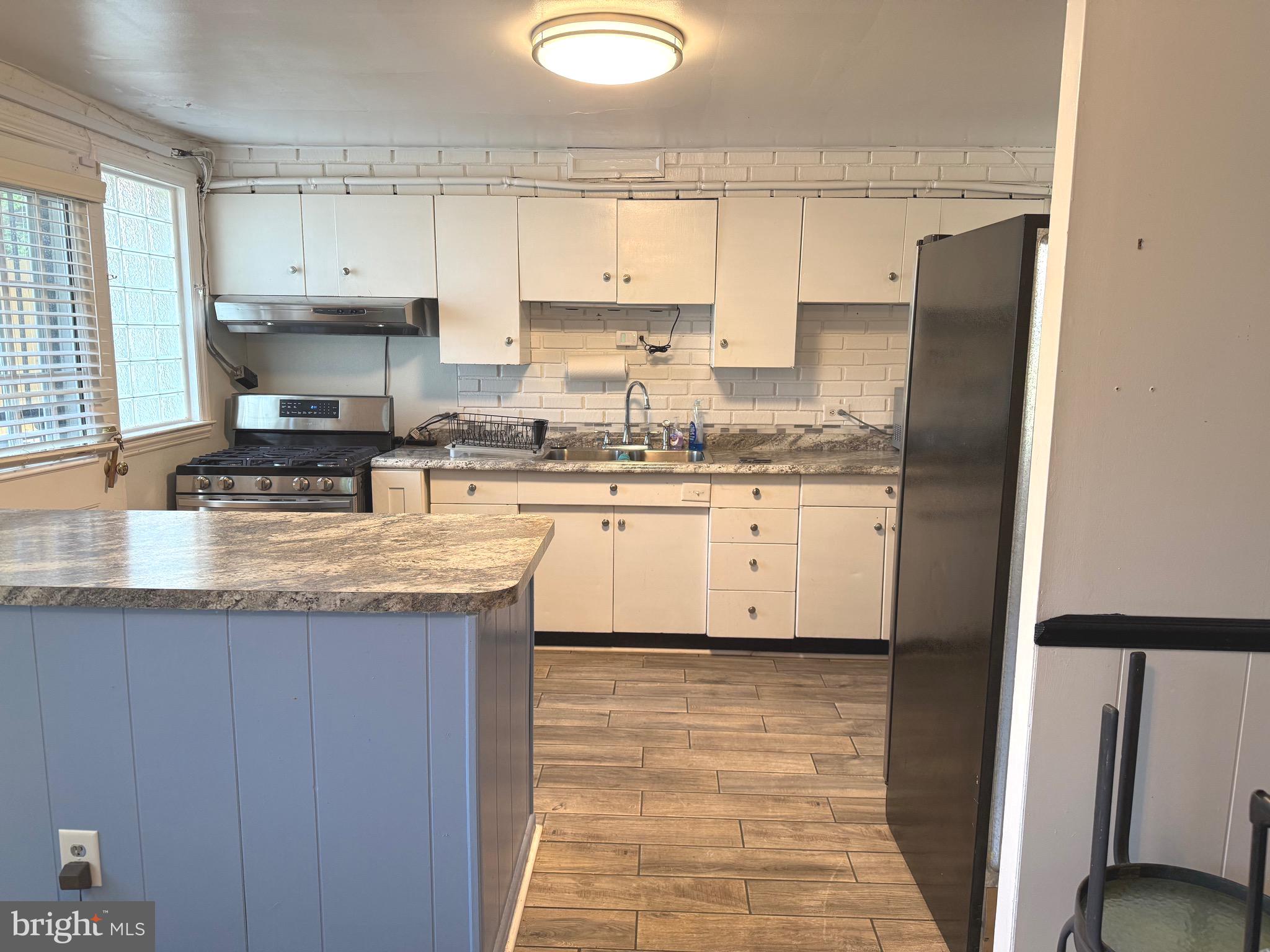 EDMONDSON HEIGHTS - Residential