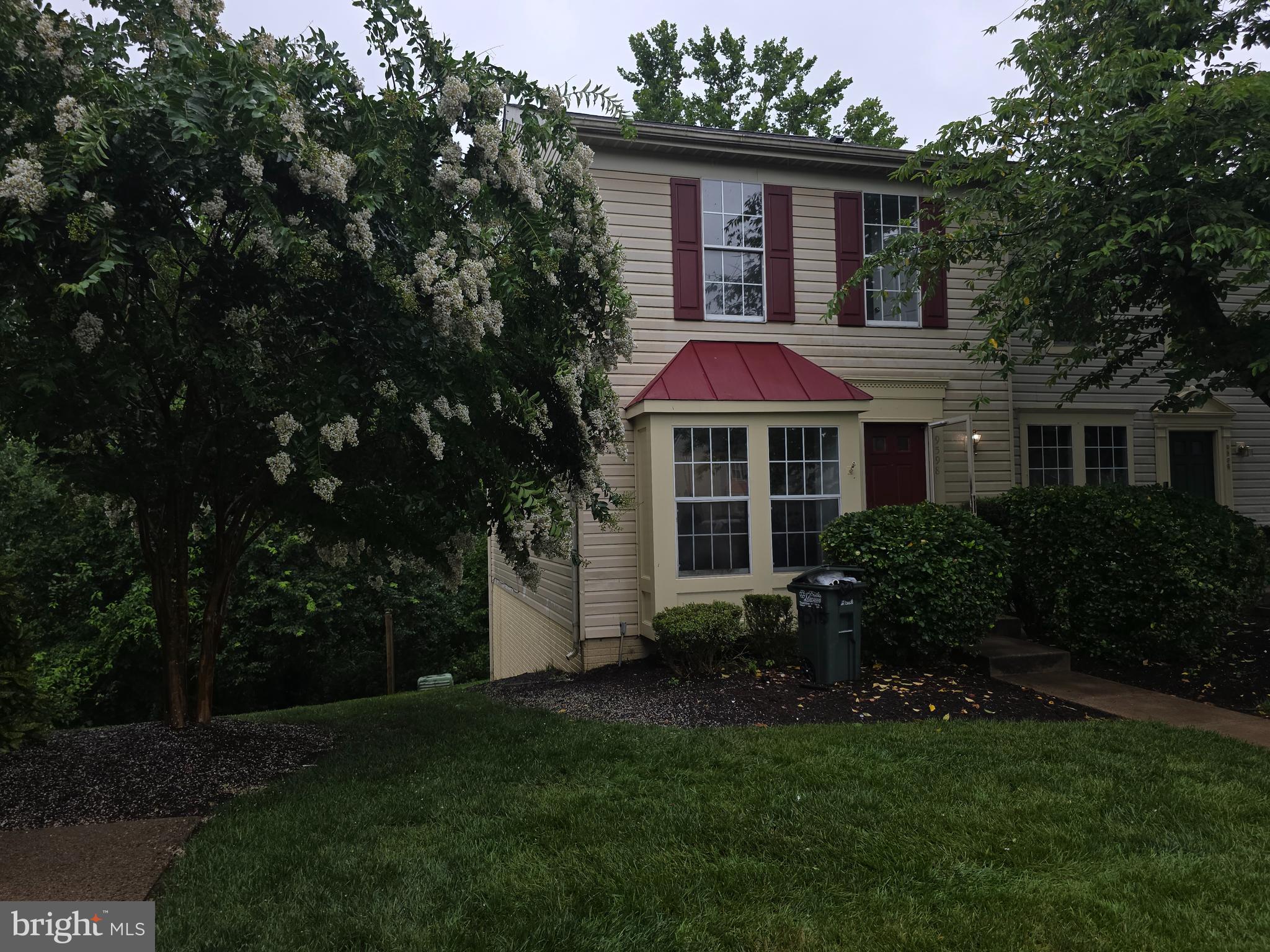 9598 BUTTONBUSH COURT