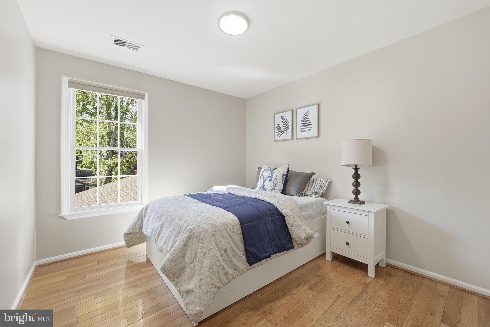 SOUTHPORT - Residential