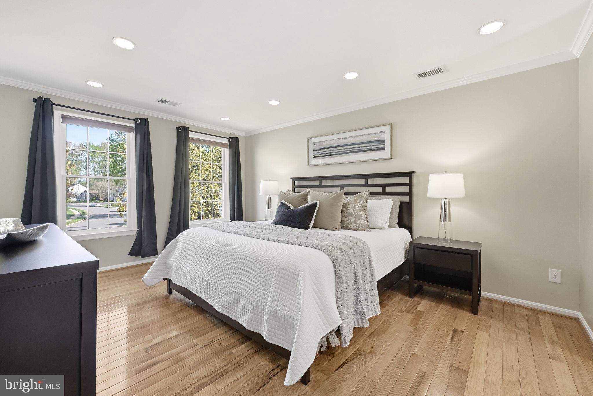 SOUTHPORT - Residential