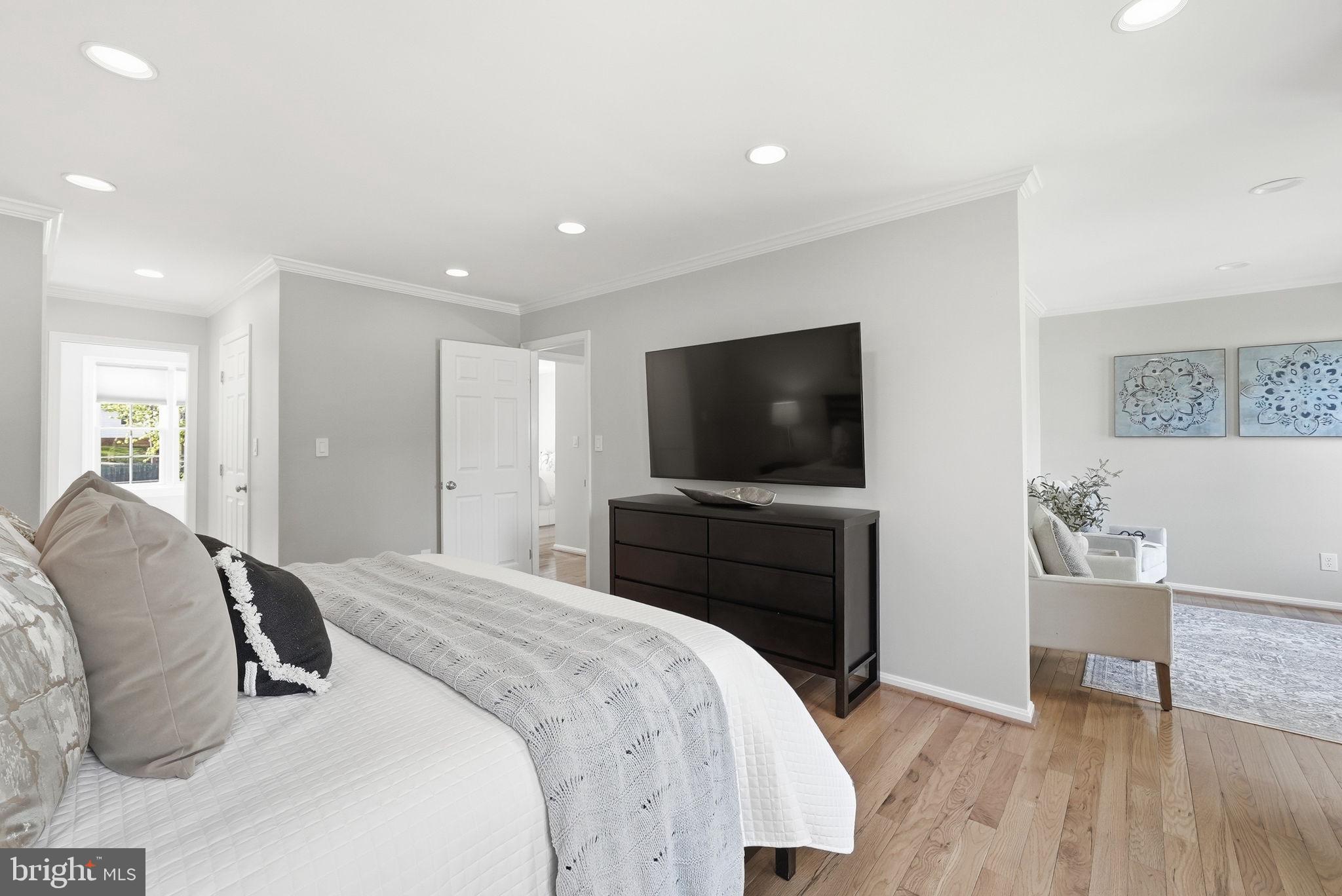 SOUTHPORT - Residential