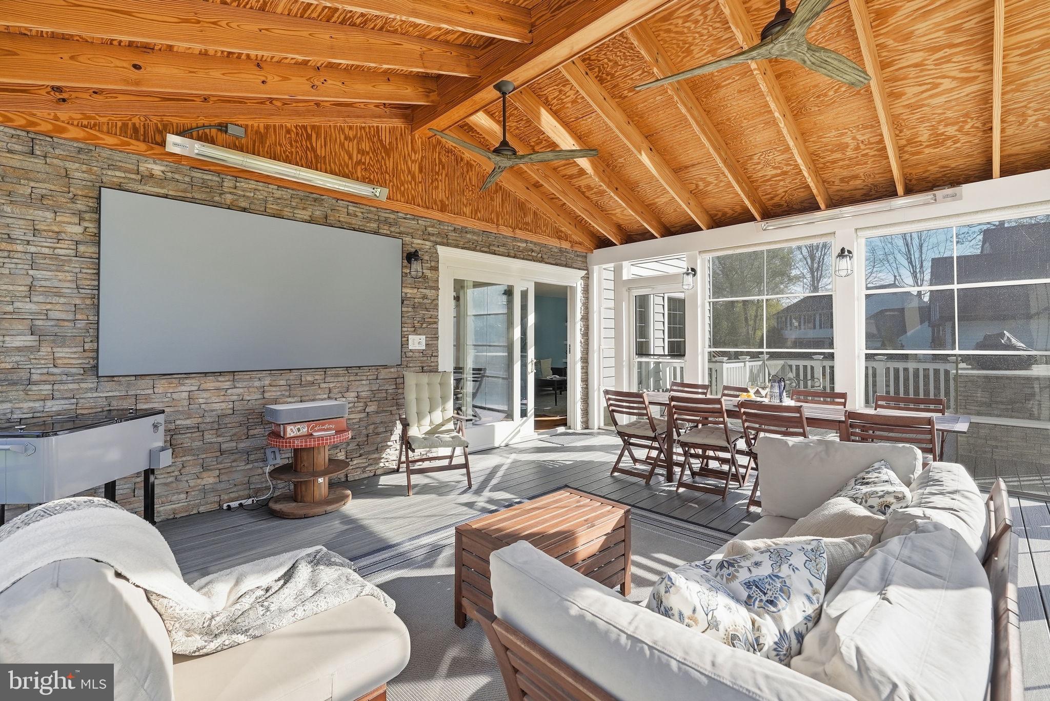 SOUTHPORT - Residential