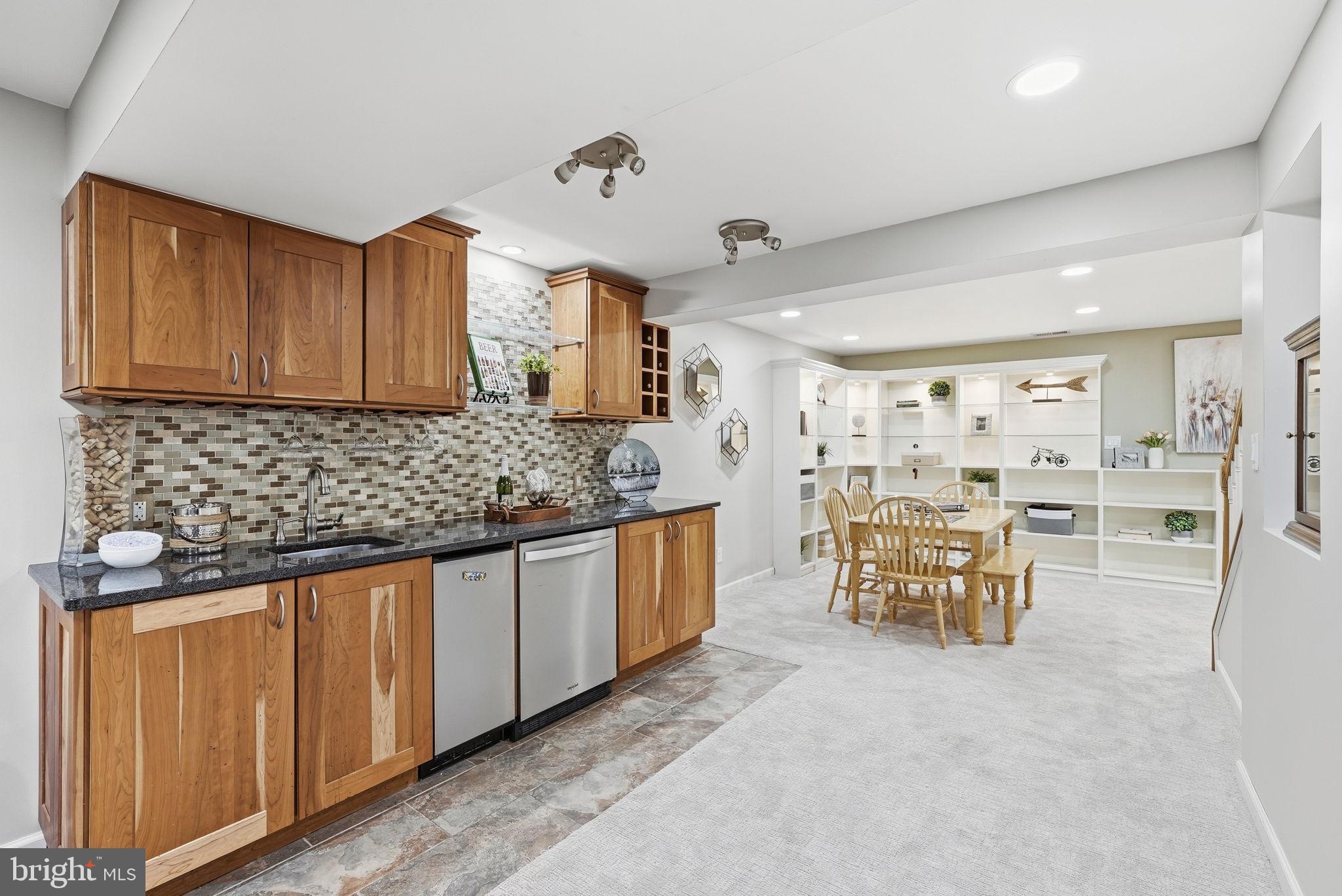 SOUTHPORT - Residential