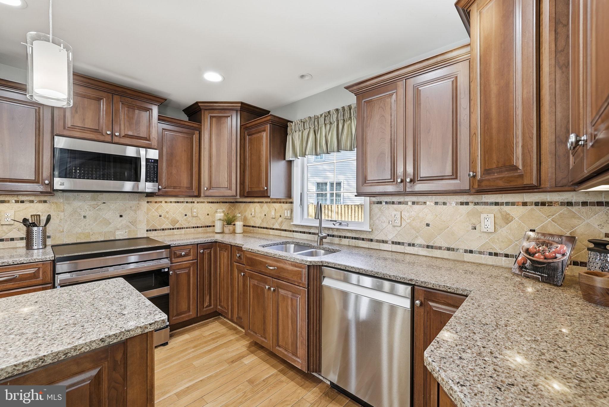 SOUTHPORT - Residential