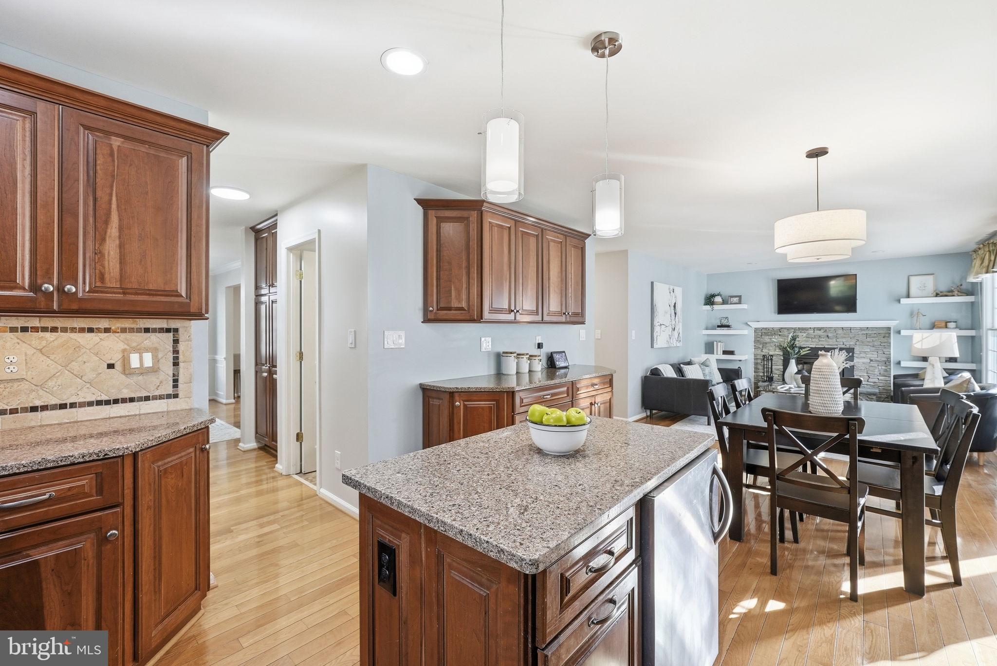 SOUTHPORT - Residential