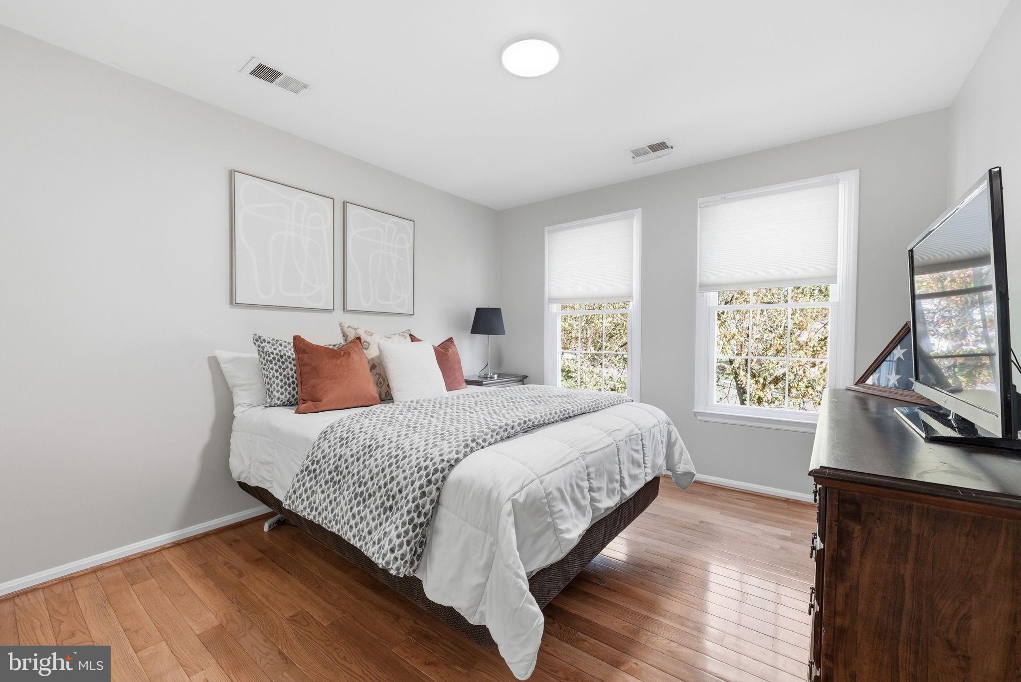 SOUTHPORT - Residential