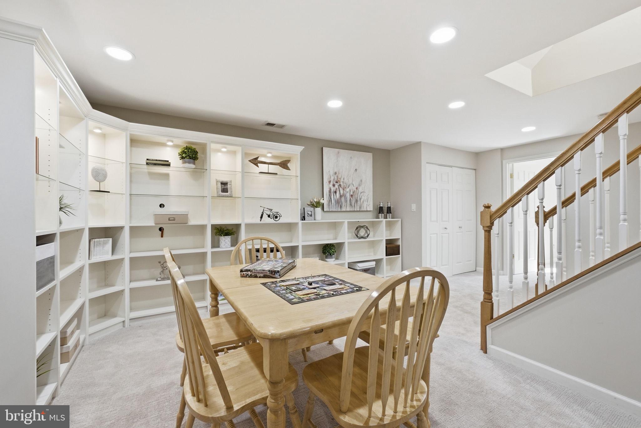 SOUTHPORT - Residential