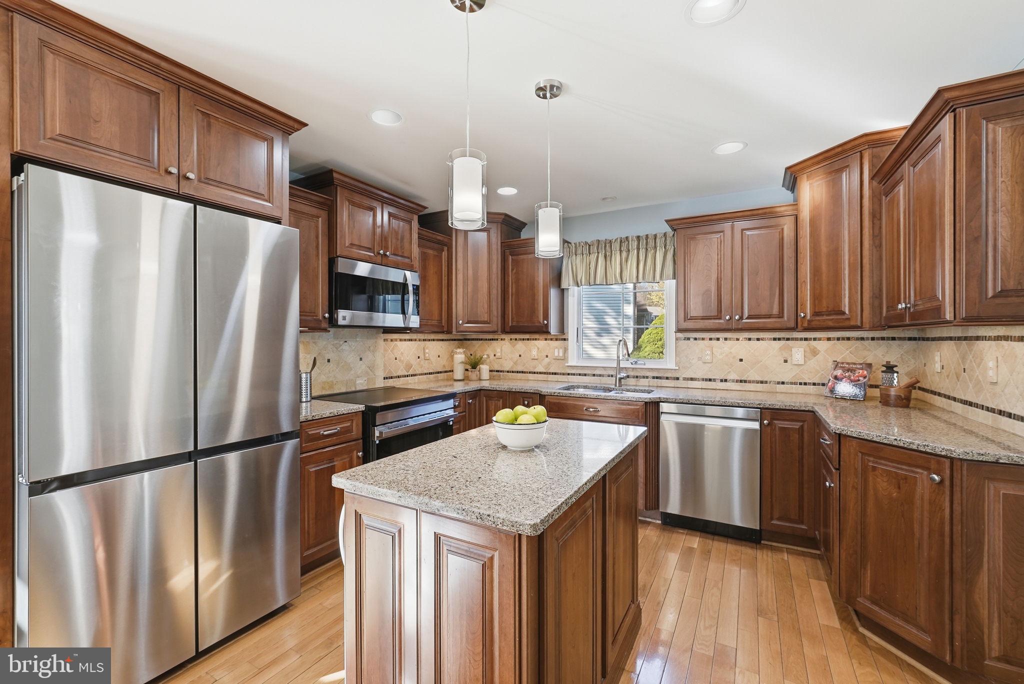 SOUTHPORT - Residential