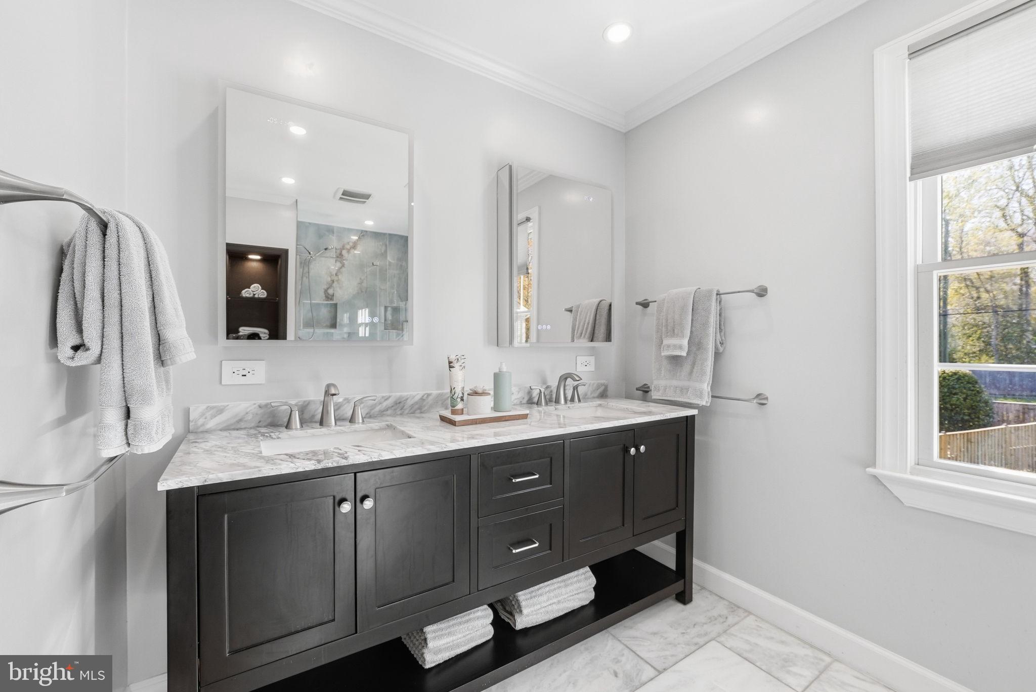 SOUTHPORT - Residential