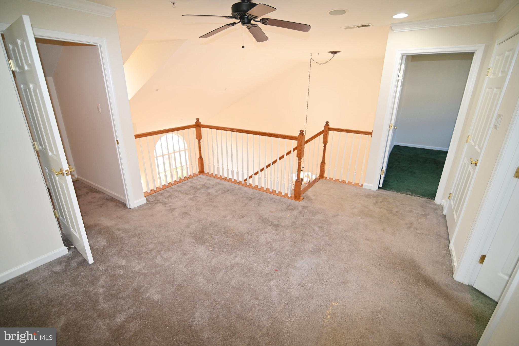 THE VILLAS AT REGENT PAR - Residential